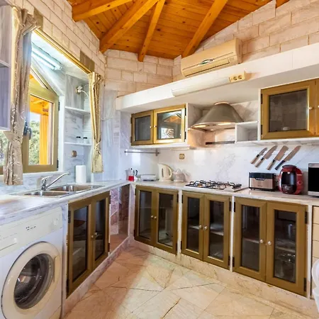 Paco's Luxury 17 Apartment