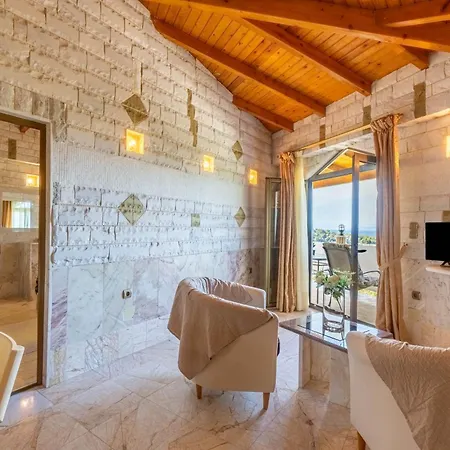 Apartment Paco's Luxury 17 Ozias